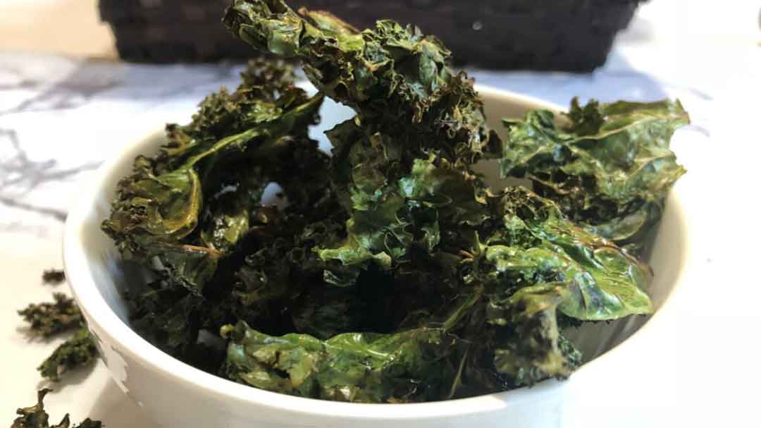 Curried Kale Chips